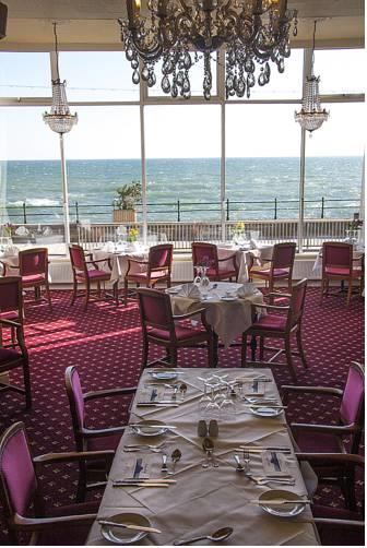 Отель The Queens Hotel