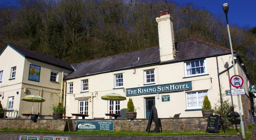 Отель The Rising Sun Inn