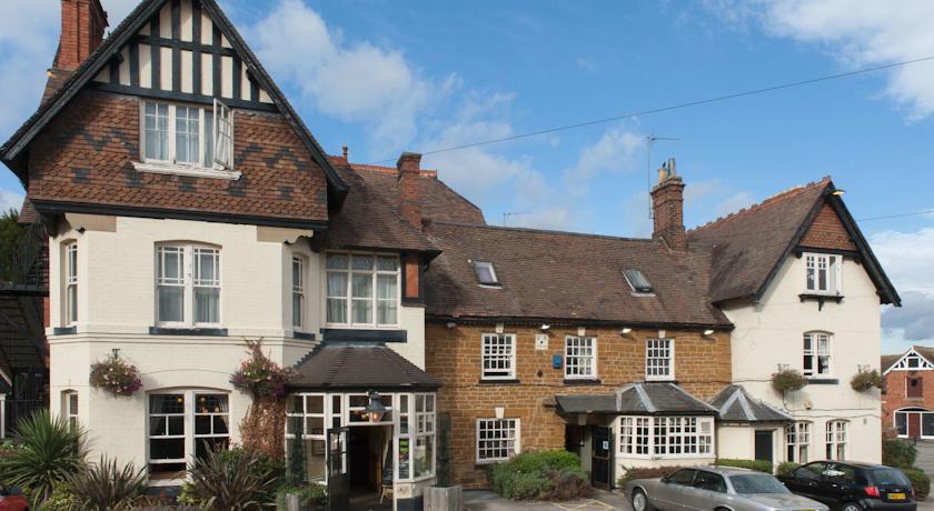 Отель Heart of England Hotel Weedon by Marston's Inns