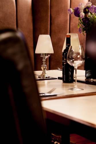 Отель The Dalesman Country Inn