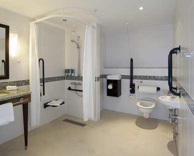 Отель Hampton by Hilton London Gatwick Airport
