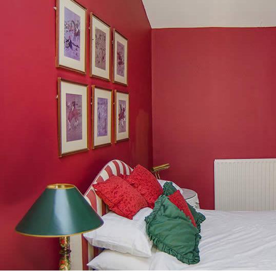 Мини-отель Nutgrove House Luxury B&B