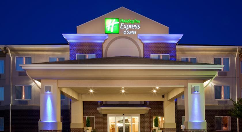 Отель Holiday Inn Express Hotel & Suites BROOKINGS