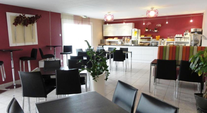 Отель Kyriad Montpellier Sud - Lattes