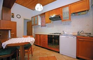 Apartment Pula Valsaline II