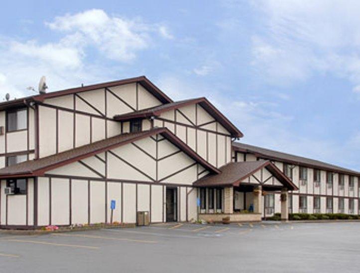 Отель Super 8 Montgomery
