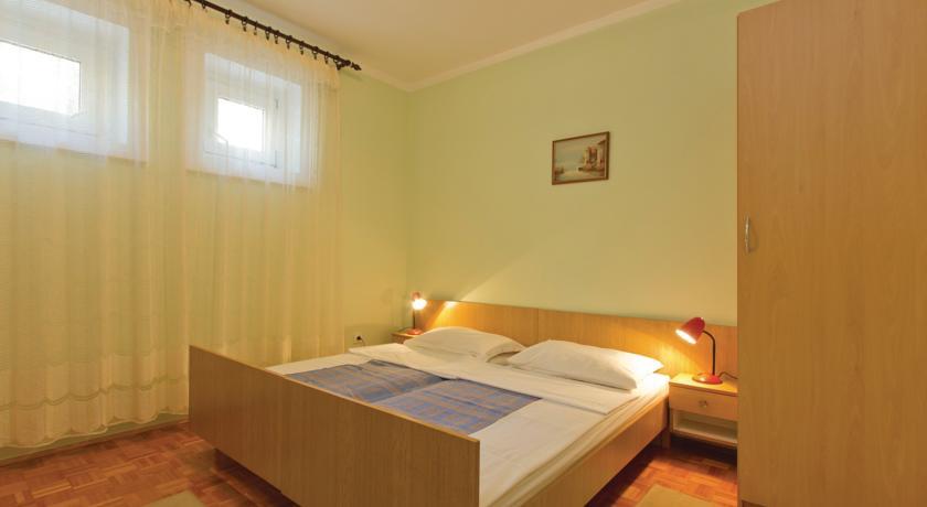 Апартаменты Apartment Novi Vinodolski Ledenicka