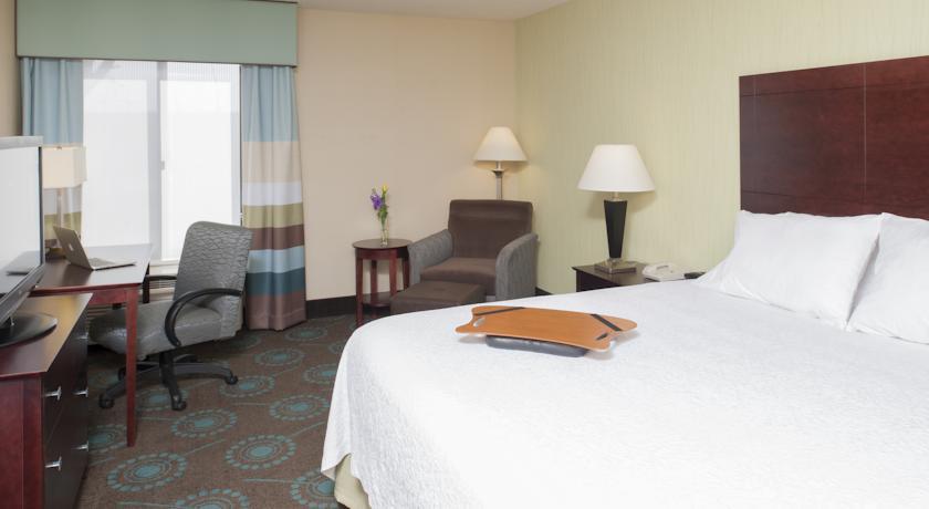 Отель Hampton Inn & Suites South Bend