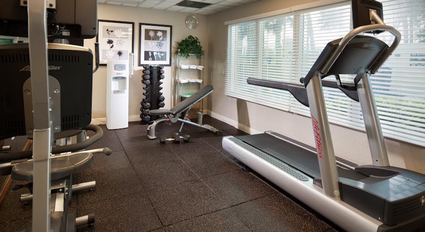 Отель TownePlace Suites Boca Raton