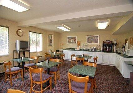 Отель Rodeway Inn