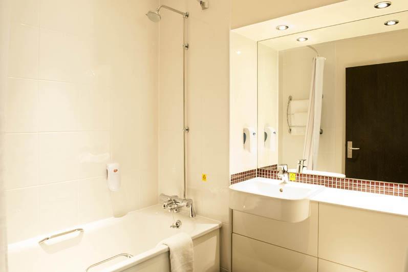 Отель Premier Inn Barrow In Furness
