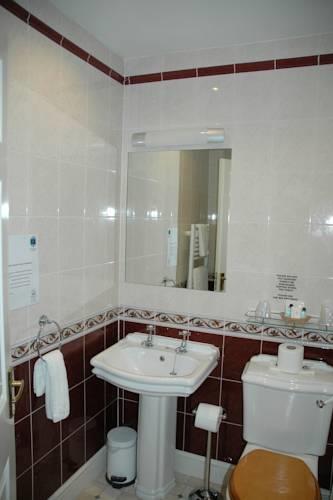 Отель The Royal Inn