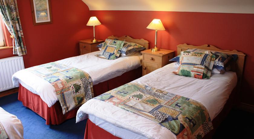 Мини-отель Longfields Lodge B&B