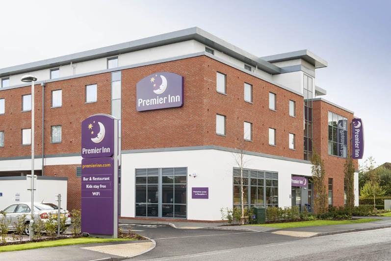 Отель Premier Inn Fleet