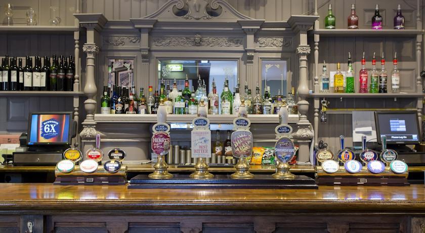 Dean Park Inn