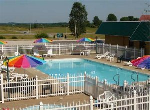 Отель Quality Inn Huntingburg