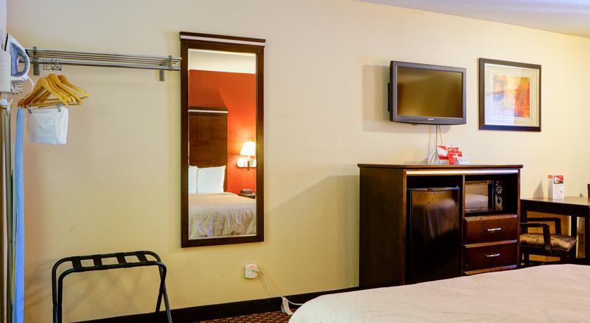 Отель Red Roof Inn Ontario Airport
