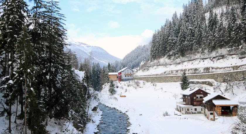 Отель Alpenchalet Arlberg