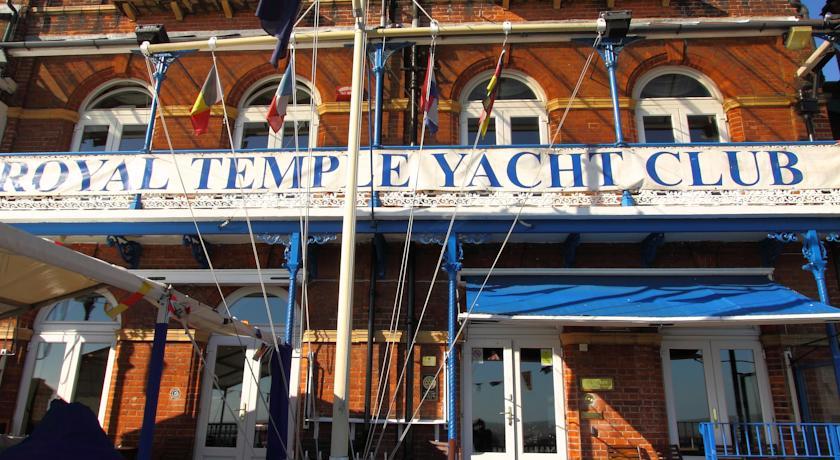 Мини-отель Royal Temple Yacht Club