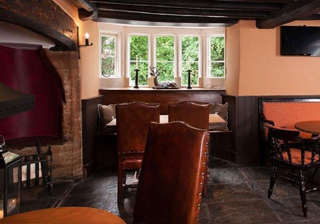 Отель The Wychwood Inn