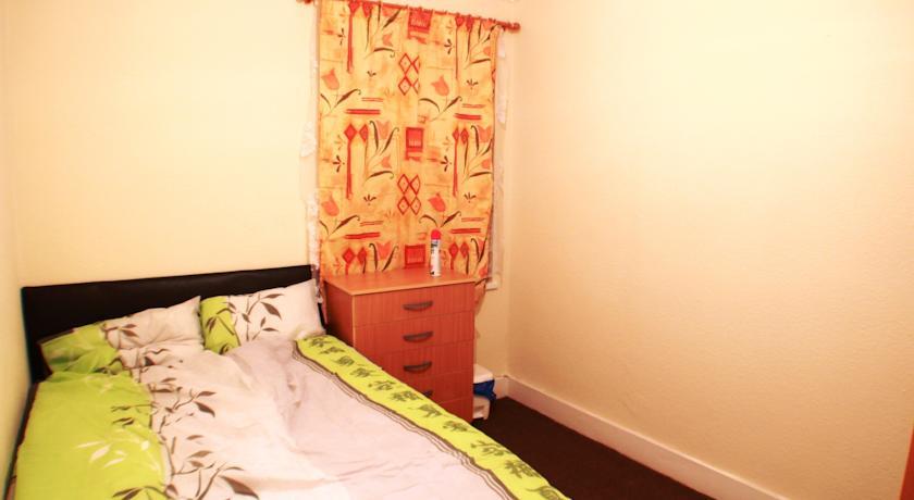 P & I Lodge, Stratford