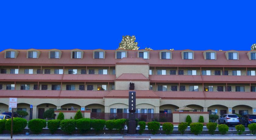 Отель Days inn Yosemite Sierra Inn