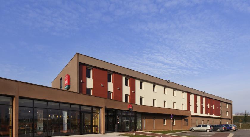 Отель ibis Beauvais Aéroport