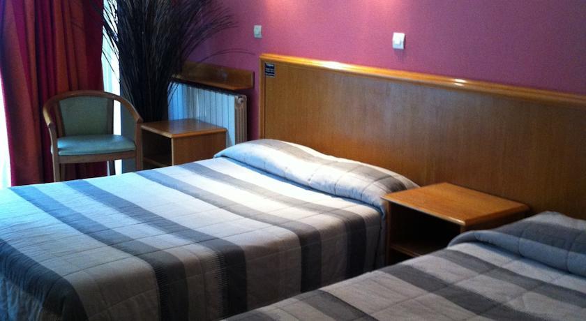 Отель Hôtel Des Sports