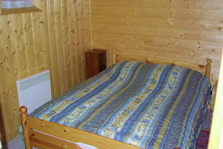 Отель Chalet Village