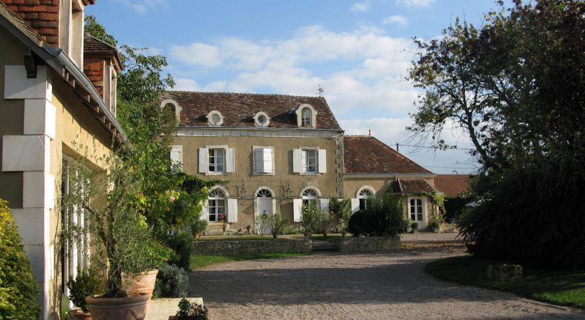 Апартаменты Appart'hôtel Le Clos du May
