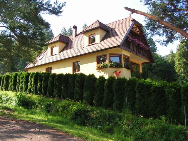 Апартаменты Maison en Lisière de Fôret