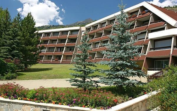 Апартаменты Club Hotel