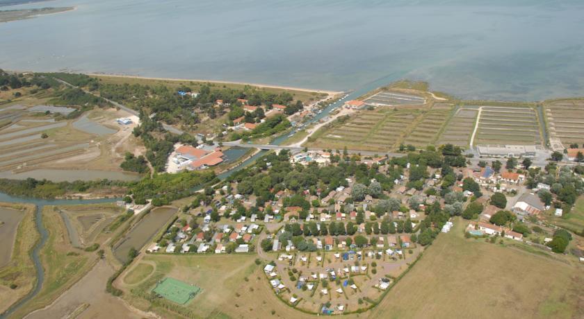 Отель Camping La Brande