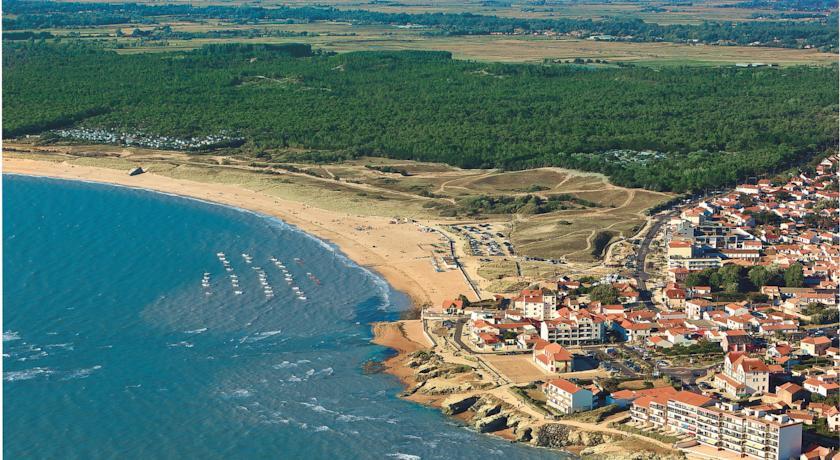 Отель Camping de la Plage de Riez