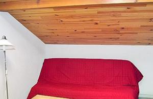 Апартаменты Holiday Home Messanges Domaine De Gaviota