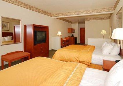 Отель Comfort Suites Rolla