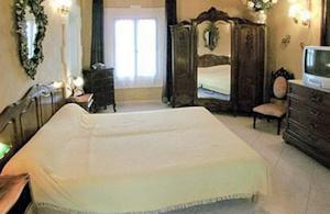 Отель Holiday Home Beaucaire C Des Hauts De Gaudon
