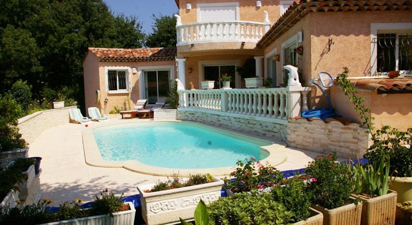 Вилла Villa Le Domaine des Oliviers