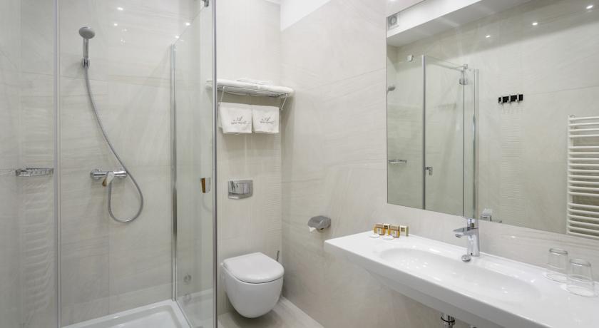Hotel Apis