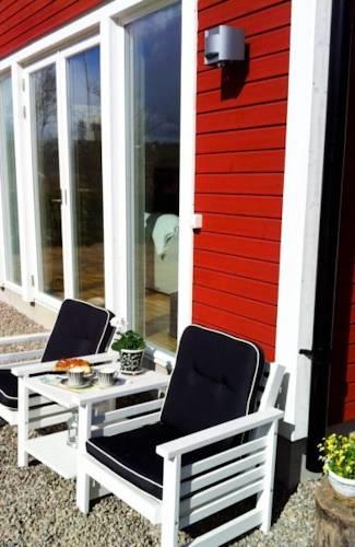 Апартаменты Holiday home Vandrarvägen Strängnäs