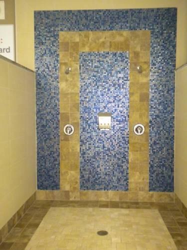 Отель Sheraton Hamilton Hotel