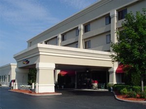 Отель Baymont Inn & Suites Flint