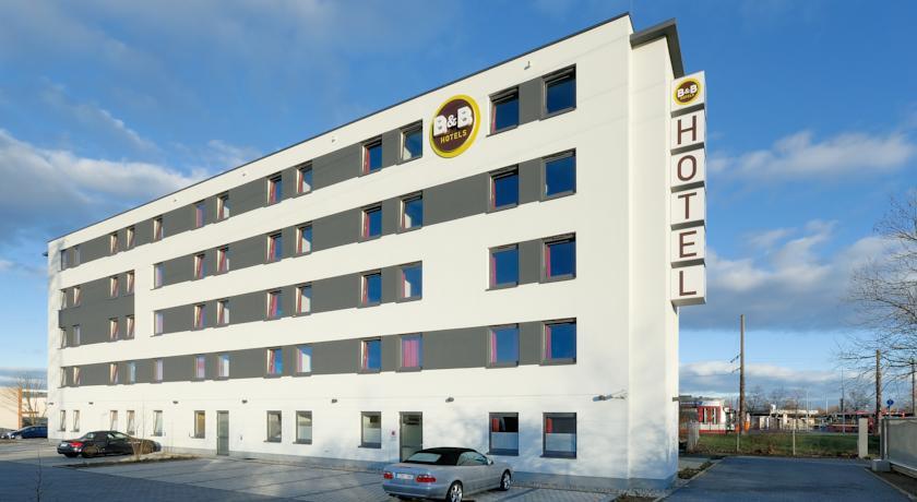 Отель B&B Hotel Freiburg-Süd