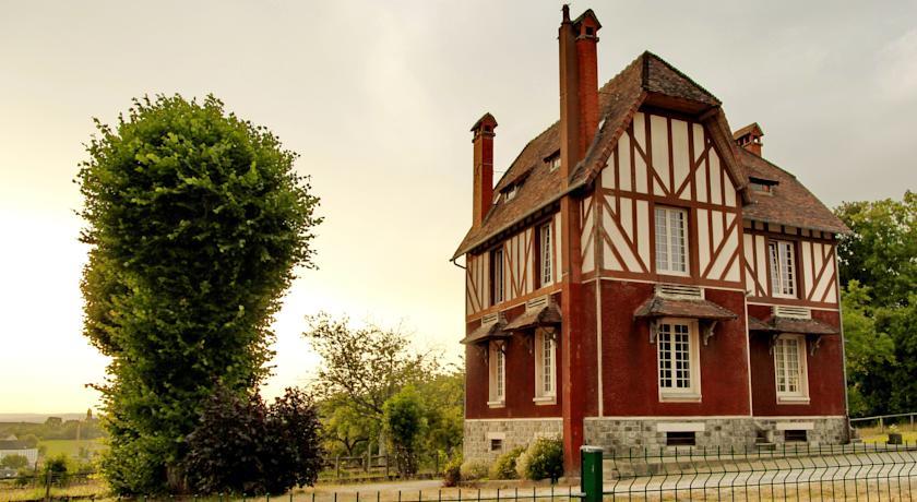 Мини-отель Chambres d'hôtes Belle-Vue Domfront