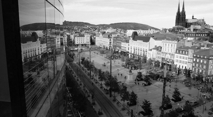 Отель Mercure Clermont Ferrand centre Jaude