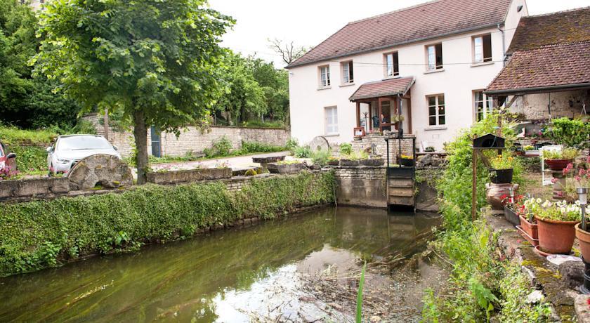 Отель Auberge du Moulin de Sainte Vertu