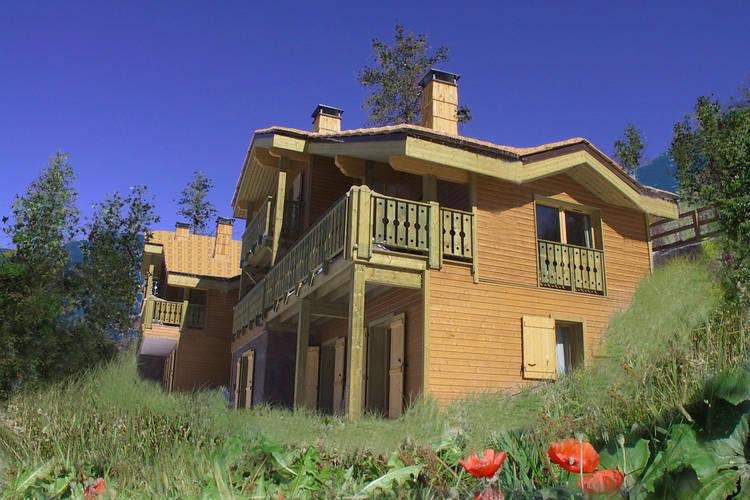 Отель Les Chalets d Isola I