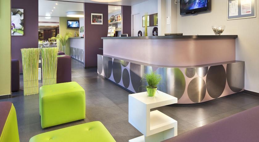 Отель Hôtel Henni Lyon Est Vaulx-en-Velin