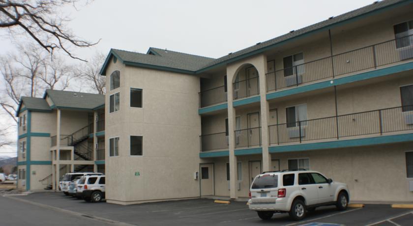 Отель Carson City Plaza Hotel 