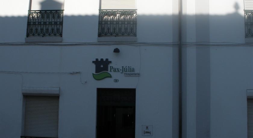 Хостел Pax Julia Hostel